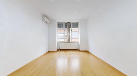 Photo 4 of Flat to rent in Valdeacederas,  Madrid Capital
