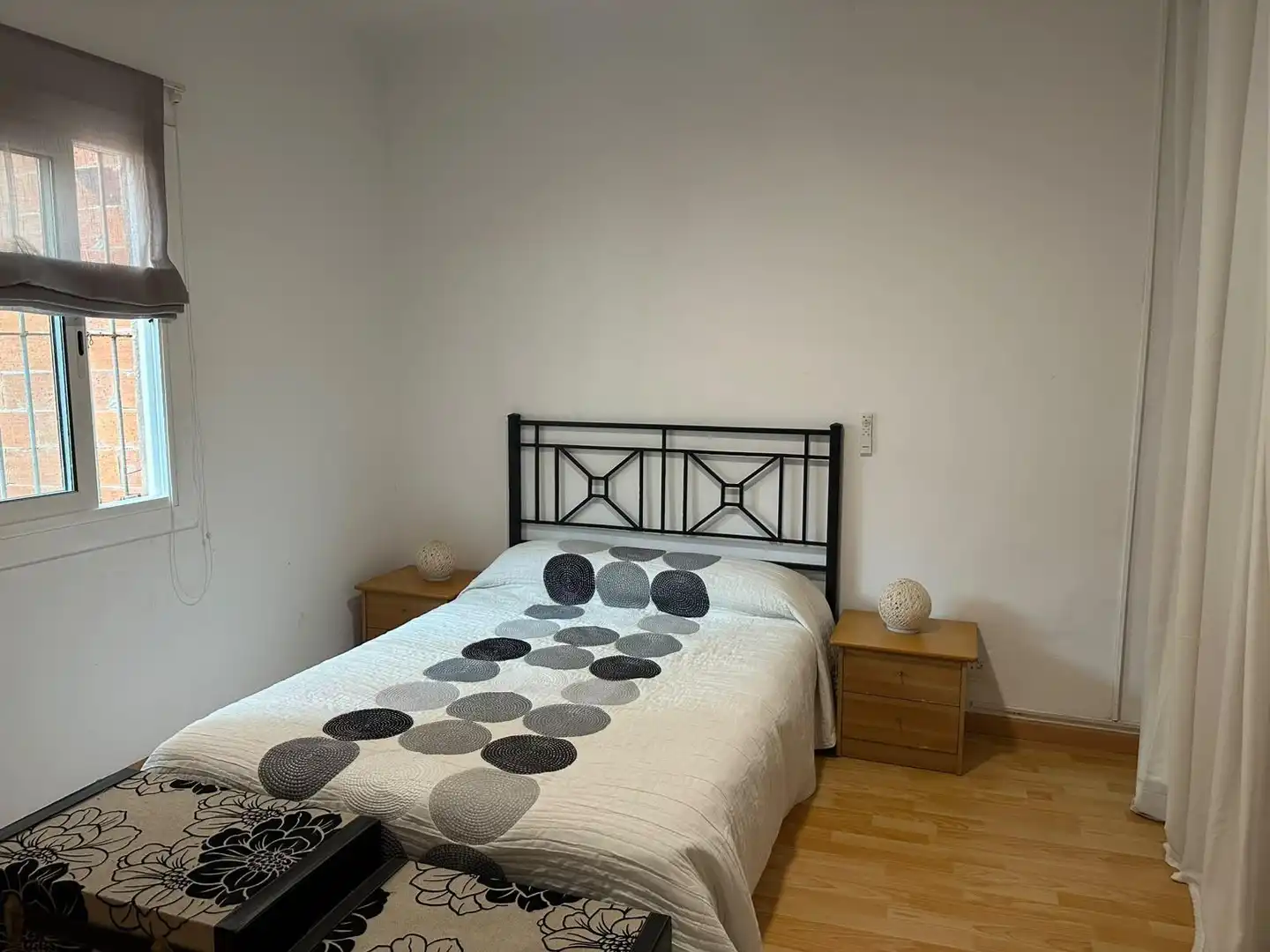 Dormitori de Apartament en venda en Barcelona amb Parquet, Traster i Moblat