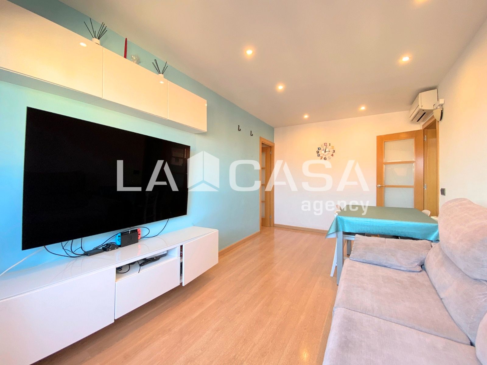 Flat for sale in Badalona  with Heating and Balcony