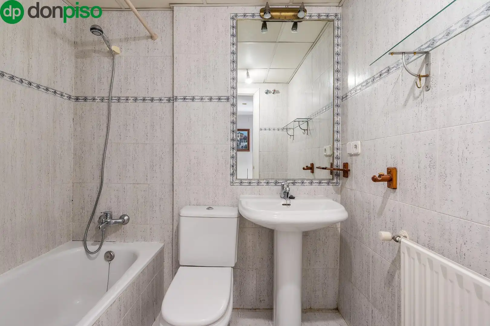 Bathroom of Detached homes for sale in Armilla  with Air Conditioner, Terrace and Balcony