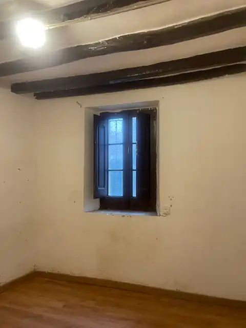 Baixos amb jardí en venda a Carrer Marti Masdeu 13, imagen 5