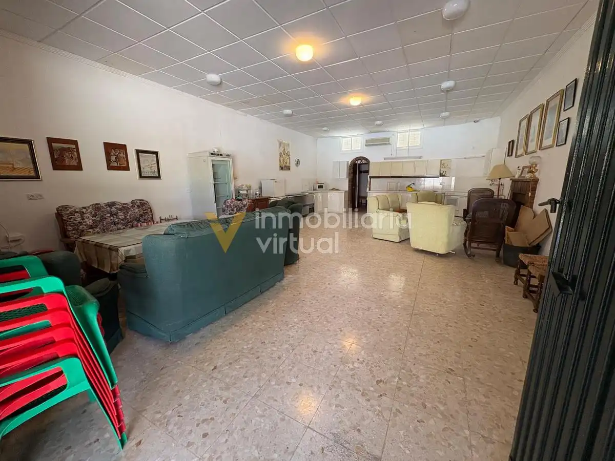 Casa o chalet en venta en Lucena con Aire acondicionado, Piscina y Amueblado