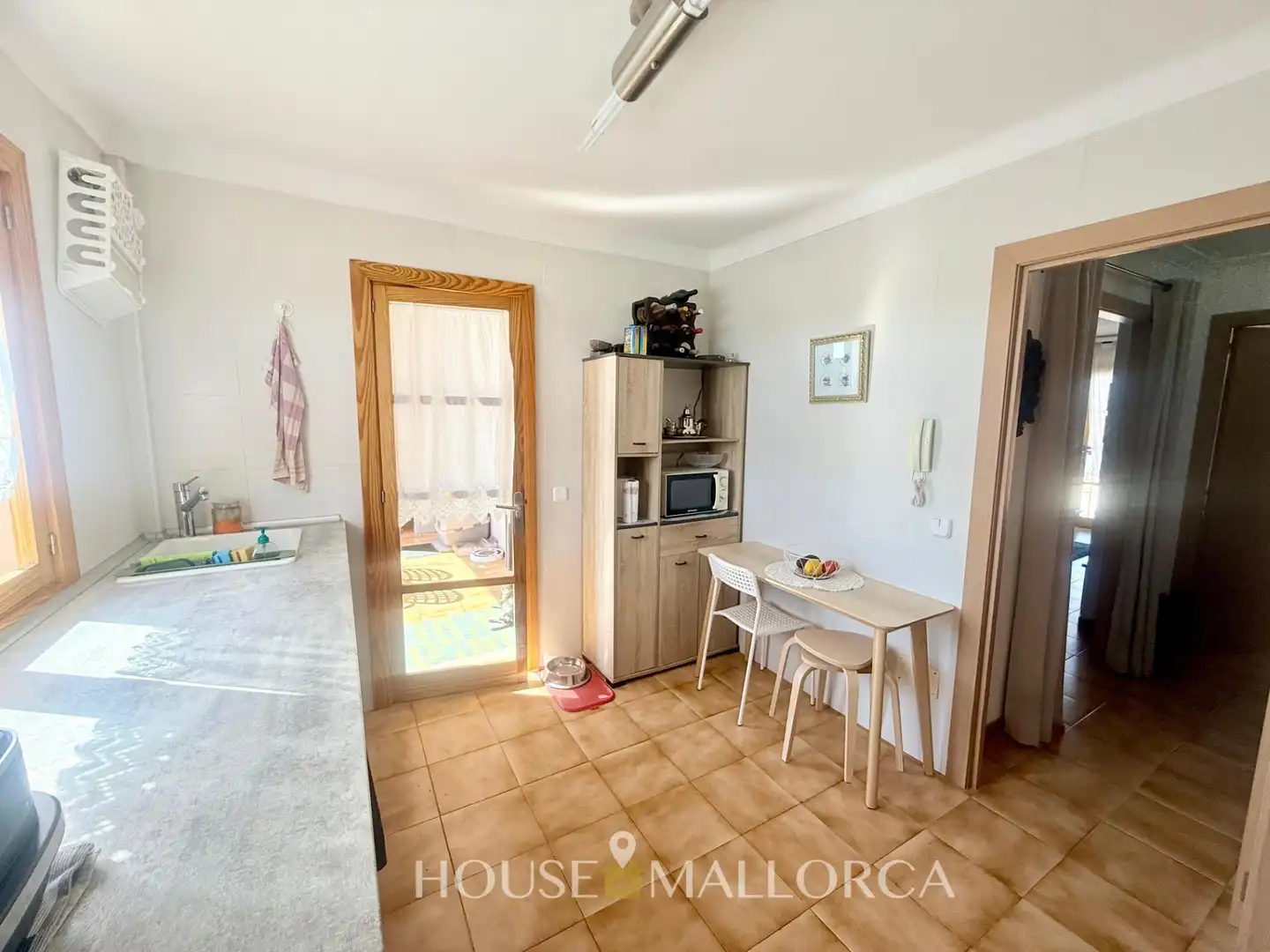 Kitchen of Flat for sale in Binissalem  with Air Conditioner, Private garden and Storage room