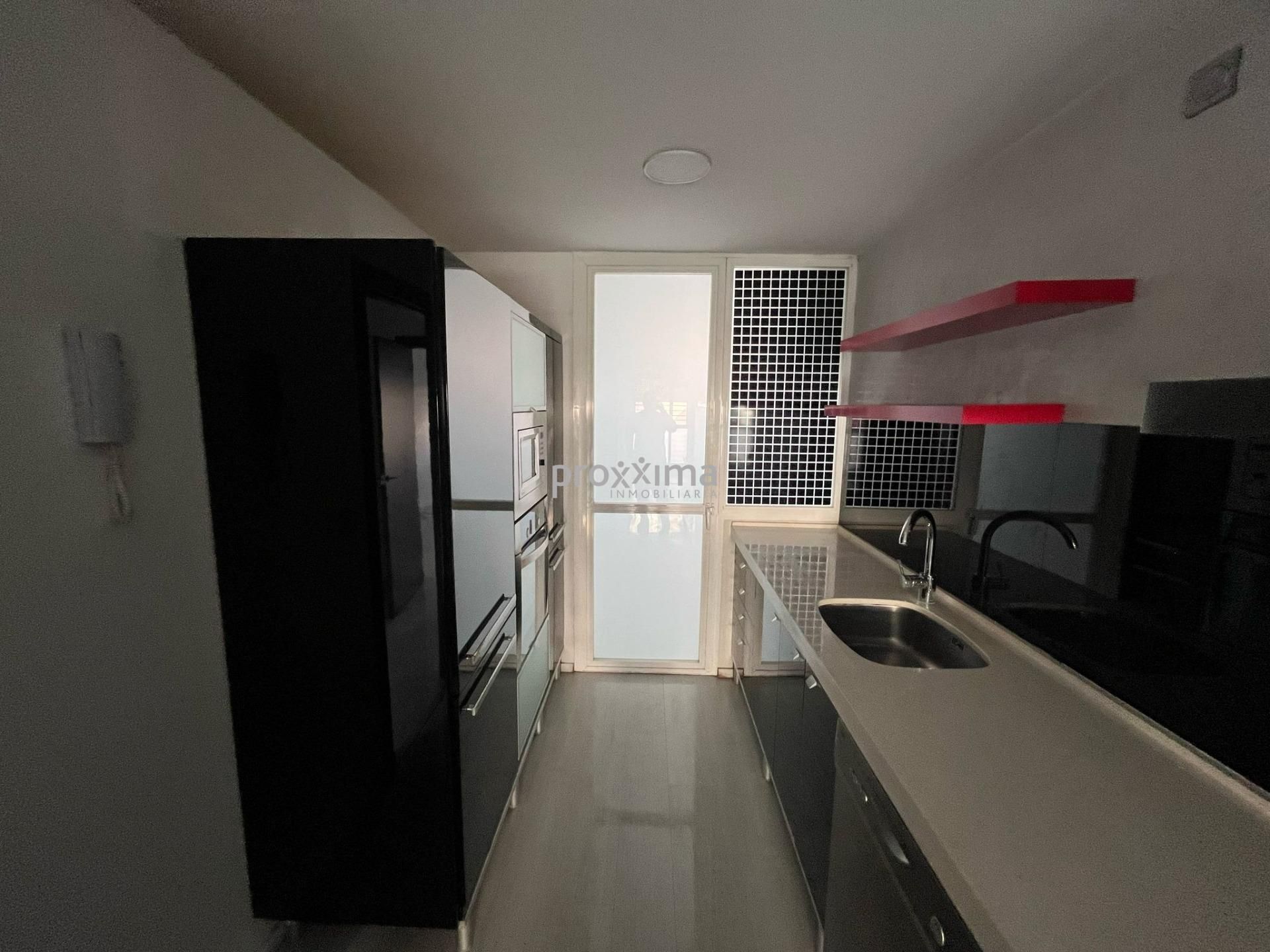 Cuina de Dúplex en venda en  Sevilla Capital