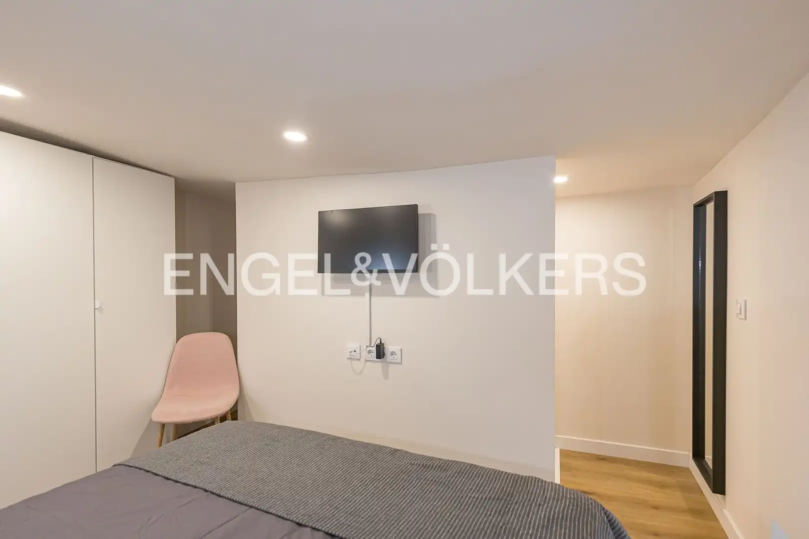 Habitación de Piso de alquiler en Madrid con Calefacción y Balcón