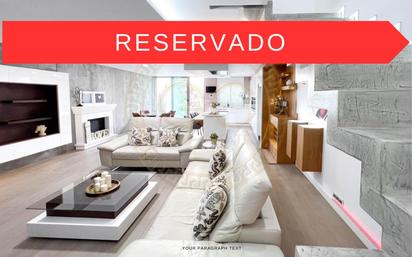 Living room of Single-family semi-detached for sale in Santa Lucía de Tirajana  with Air Conditioner, Terrace and Balcony