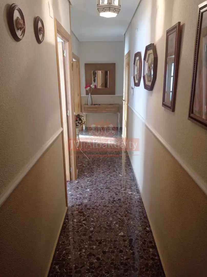 Piso en venta en San Pedro con Balcón