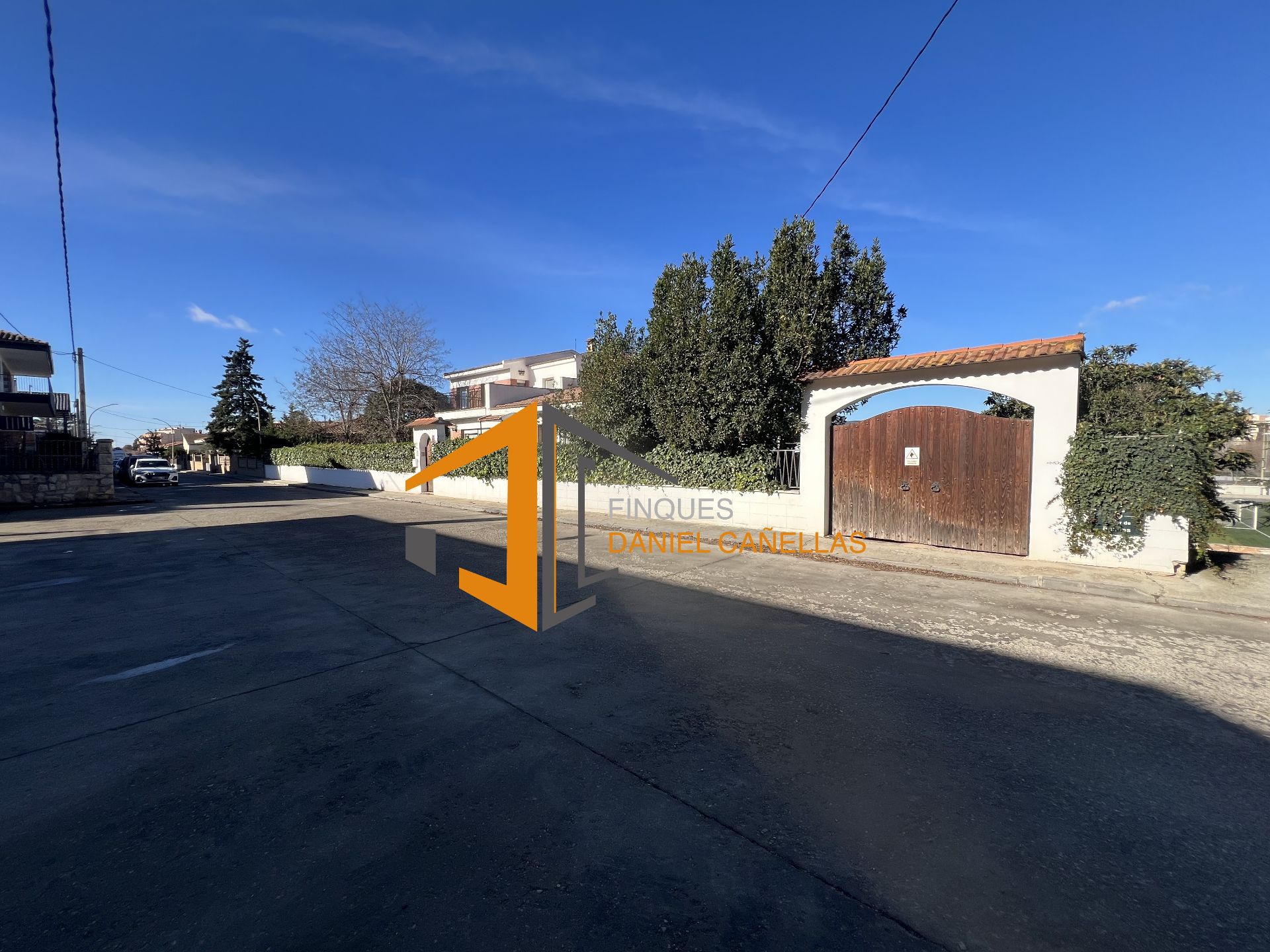 Vista exterior de Casa o xalet en venda en Tàrrega amb Calefacció, Jardí privat i Terrassa