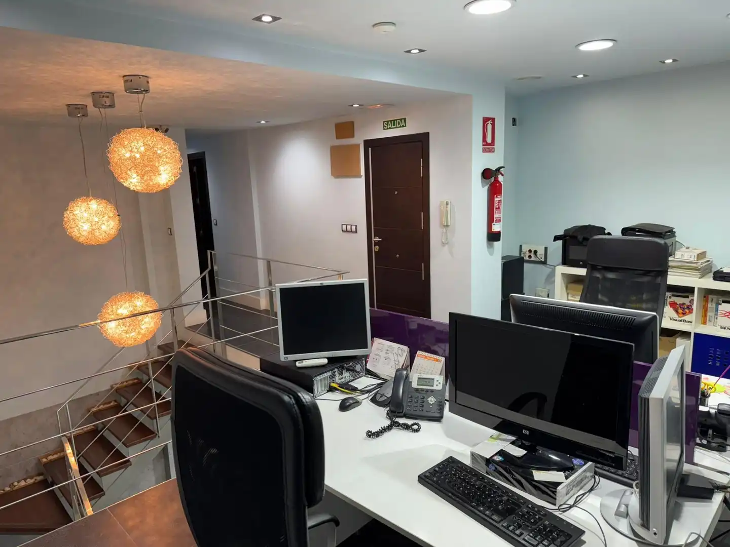 Local en venta en Elche / Elx con Aire acondicionado y Amueblado