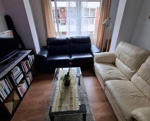 Living room of Flat to rent in  Barcelona Capital  with Air Conditioner, Heating and Parquet flooring