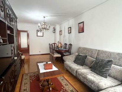 Living room of Flat for sale in Vitoria - Gasteiz  with Heating, Terrace and Storage room