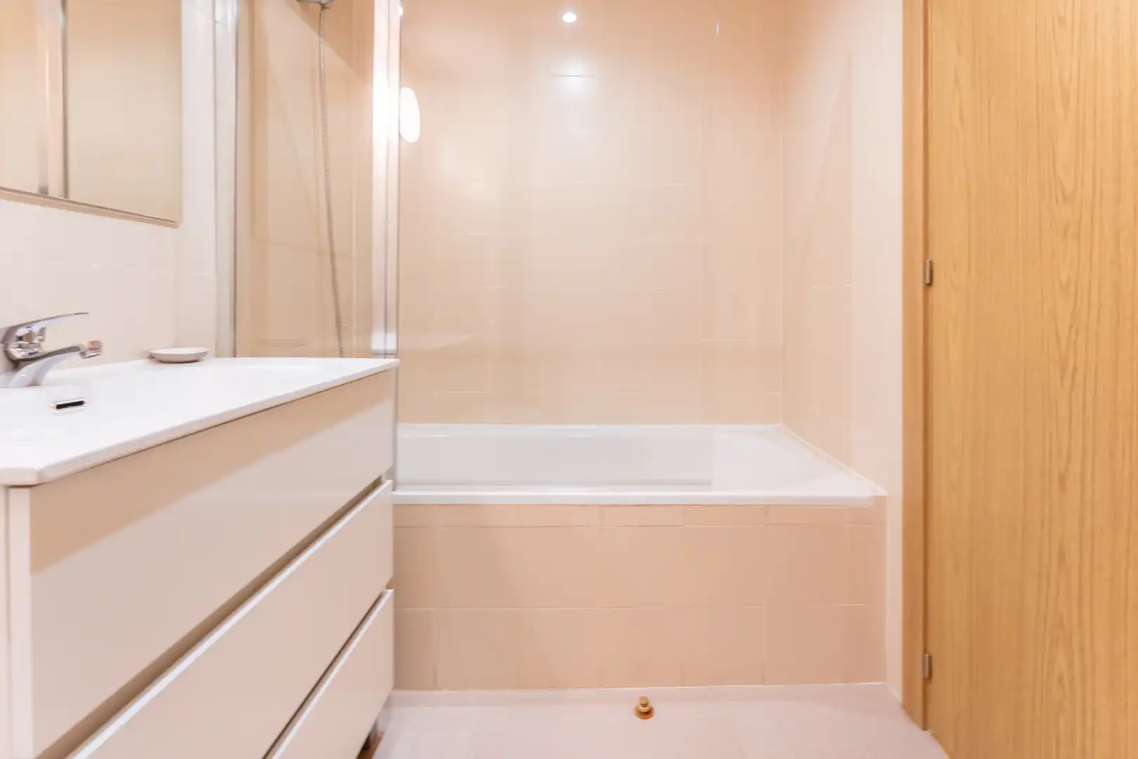 Flat for sale in Calle Martín Muñoz de las Posadas, 7, Ensanche de Vallecas - La Gavia