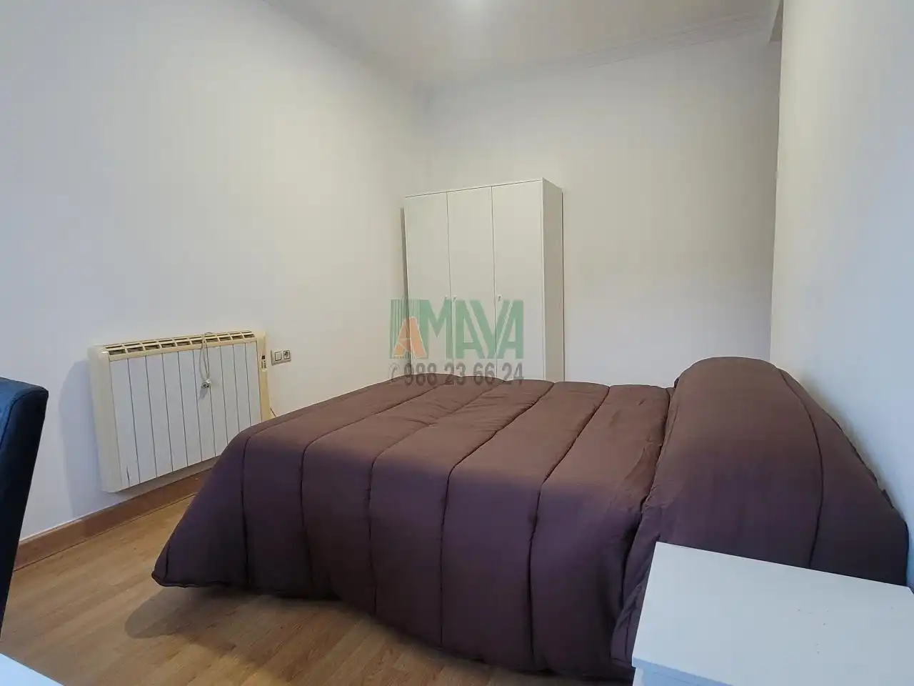 Schlafzimmer von Wohnung zur Miete in Ourense Capital  mit Heizung und Balkon