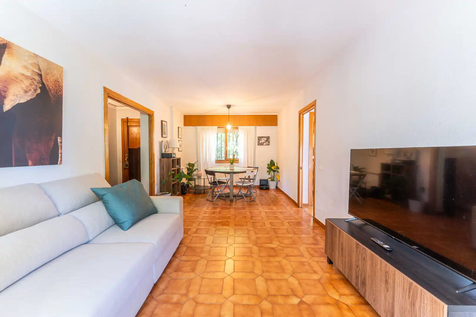 Sala d'estar de Pis en venda en Hoyo de Manzanares amb Calefacció, Jardí privat i Parquet