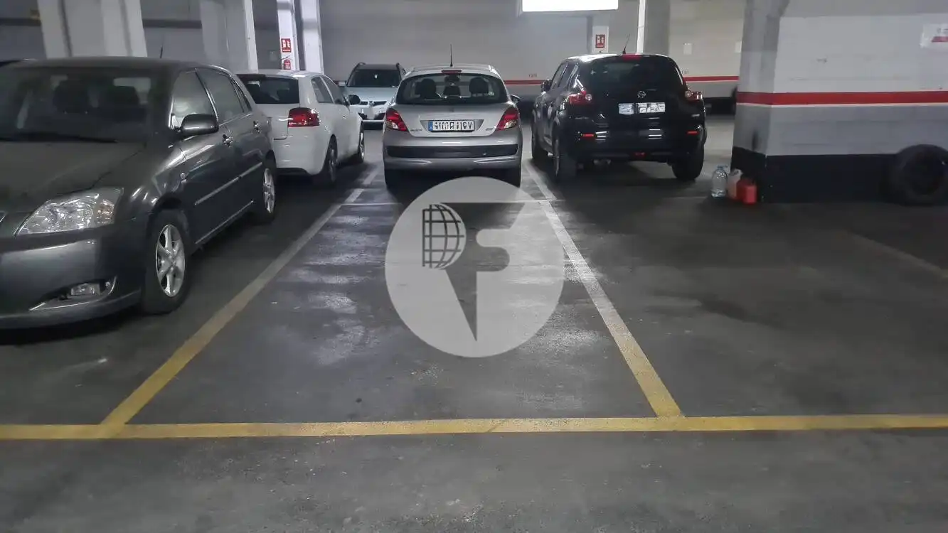 Parking for sale in Centre