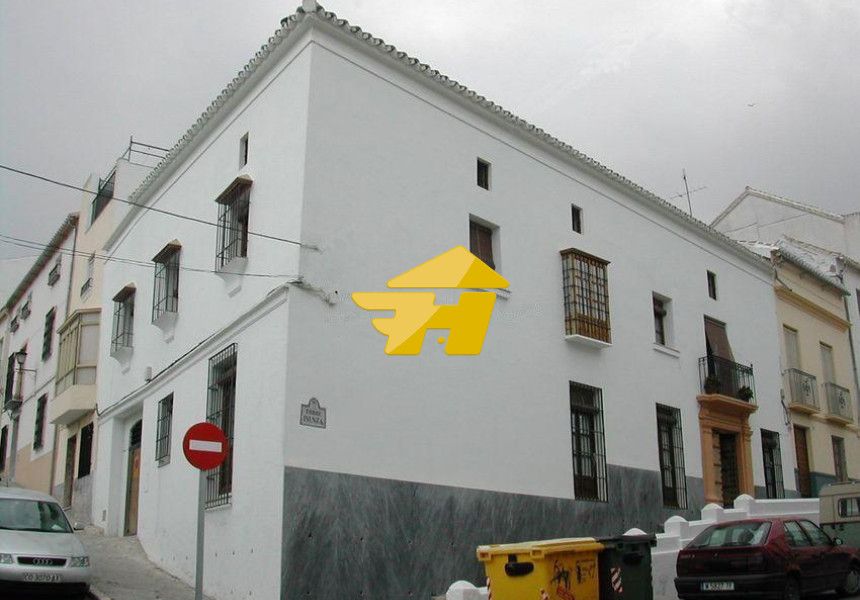 Exterior view of Country house to rent in Baena  with Air Conditioner, Swimming Pool and Furnished
