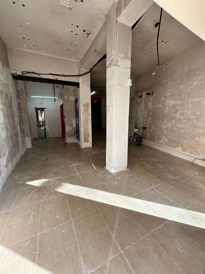 Geschaftsraum zur Miete in Carrer de Viladomat, 198, La Nova Esquerra de l'Eixample, Eixample