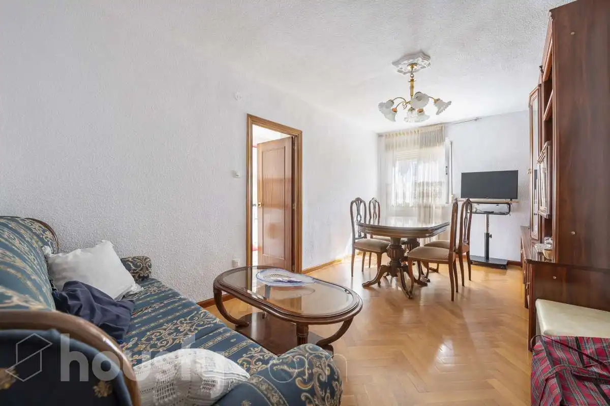 Fotografía del inmueble reportado: 925 €/mes — Lucero, Madrid