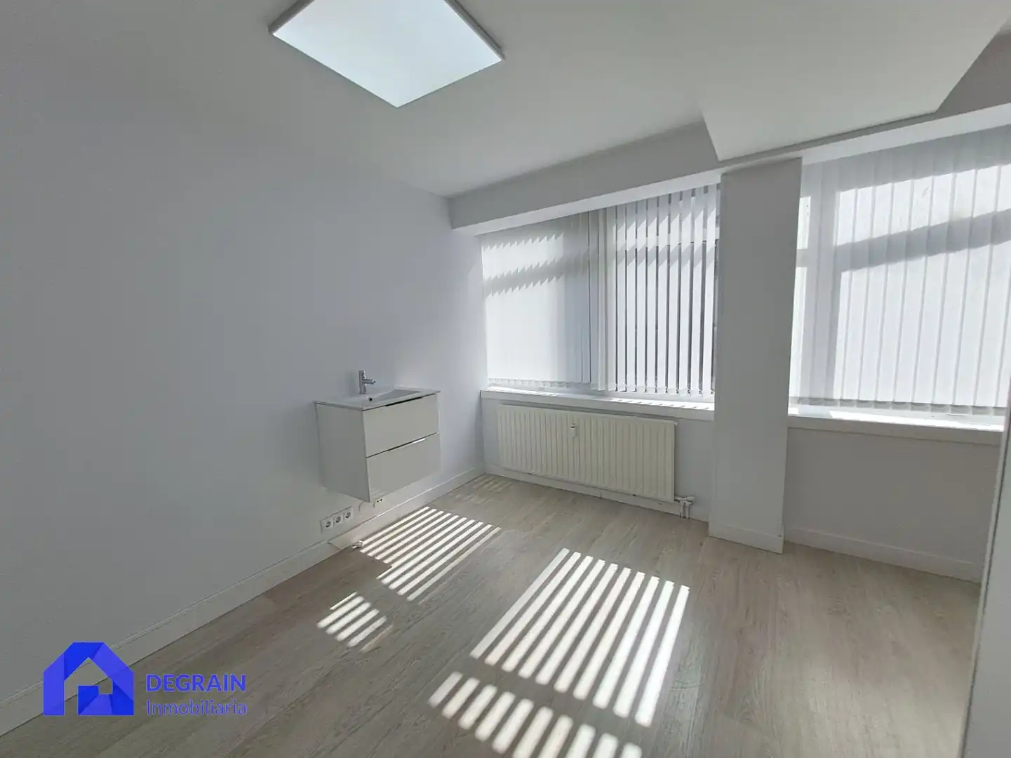 Büro zum Verkauf in Calle CALLE URIA, imagen 7