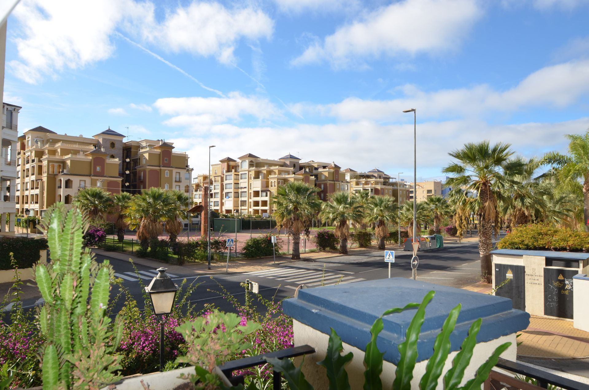 Vista exterior de Apartament en venda en Ayamonte amb Terrassa i Piscina comunitària