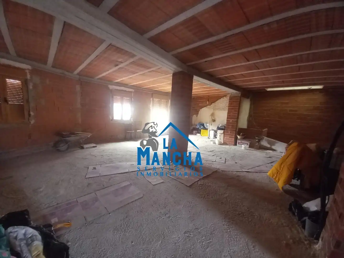 Finca rústica en venda en Casas de Juan Núñez amb Moblat i Balcó
