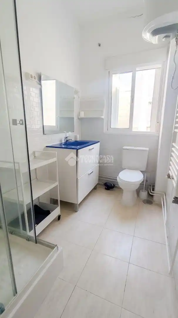 Baño de Piso en venta en Madrid con Calefacción