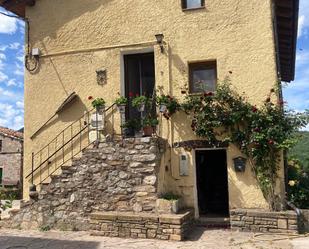 Vista exterior de Casa o xalet en venda en Els Omells de na Gaia amb Calefacció, Jardí privat i Parquet