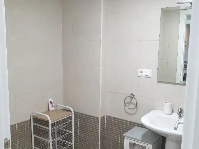 Baño de Piso de alquiler en Almendralejo con Aire acondicionado, Amueblado y Balcón