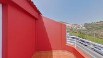 Vista exterior de Casa adosada en venda en Las Palmas de Gran Canaria amb Jardí privat, Terrassa i Piscina