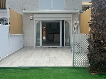 Baixos en venda a Costa Adeje
