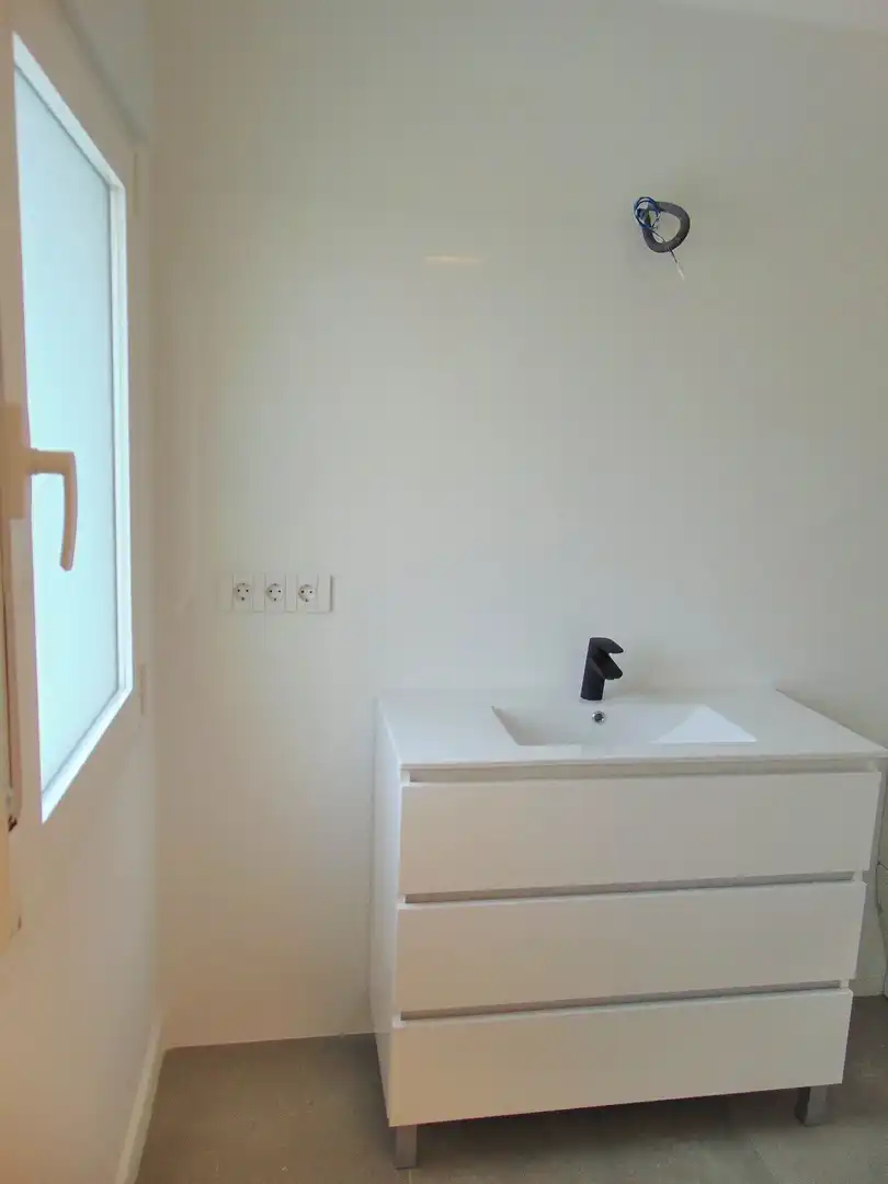Baño de Casa adosada en venta en San Pedro del Pinatar con Aire acondicionado, Calefacción y Jardín privado