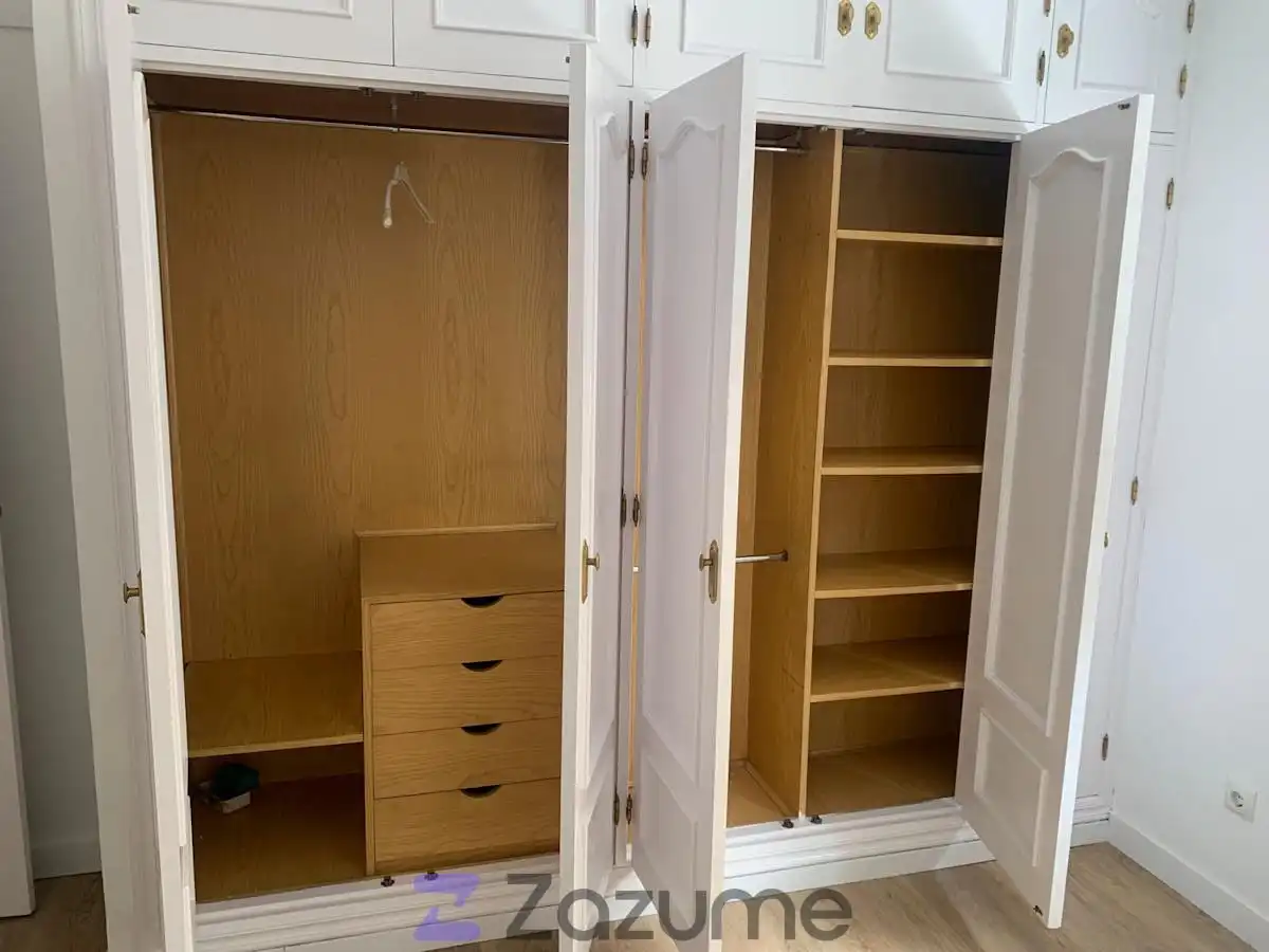 Habitación de Piso de alquiler en Madrid con Aire acondicionado, Calefacción y Horno
