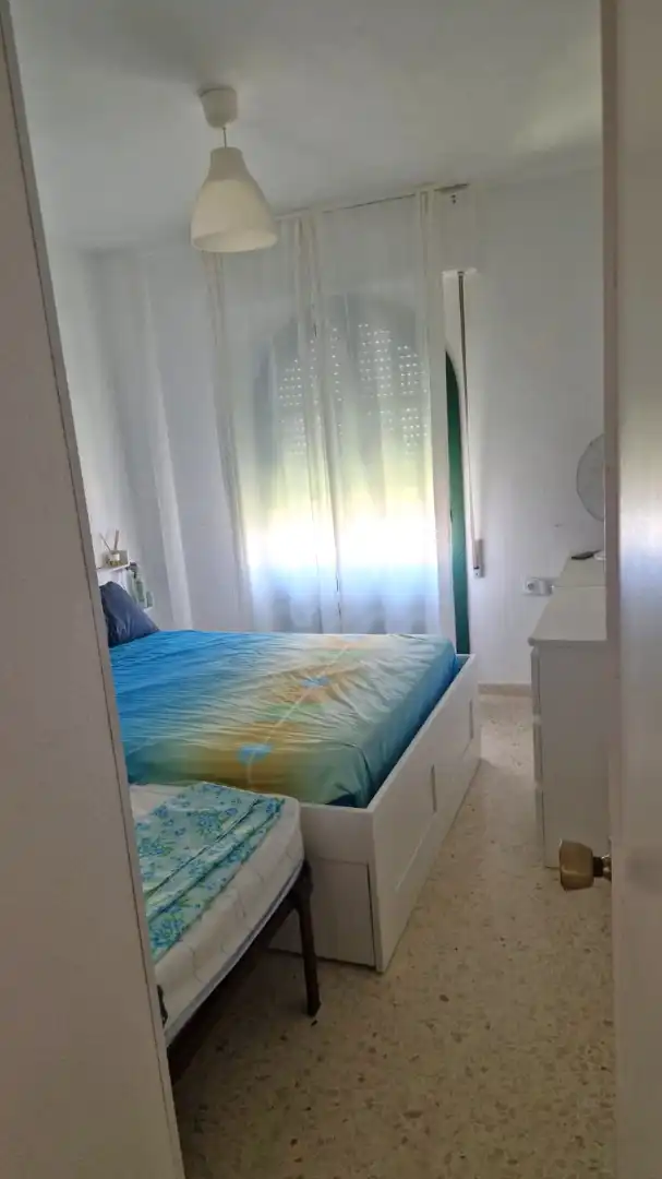 Habitación de Apartamento de alquiler en Sanlúcar de Barrameda con Amueblado, Lavadora y Microondas