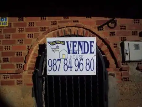Business premises for sale in Valverde de la Virgen, imagen 10