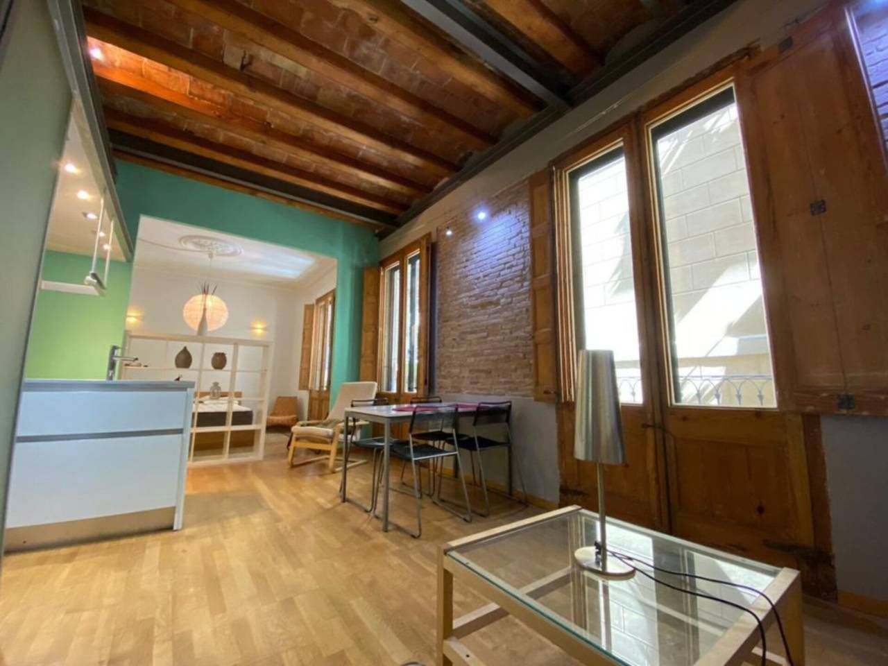 Dining room of Flat to rent in  Barcelona Capital  with Air Conditioner, Parquet flooring and Terrace