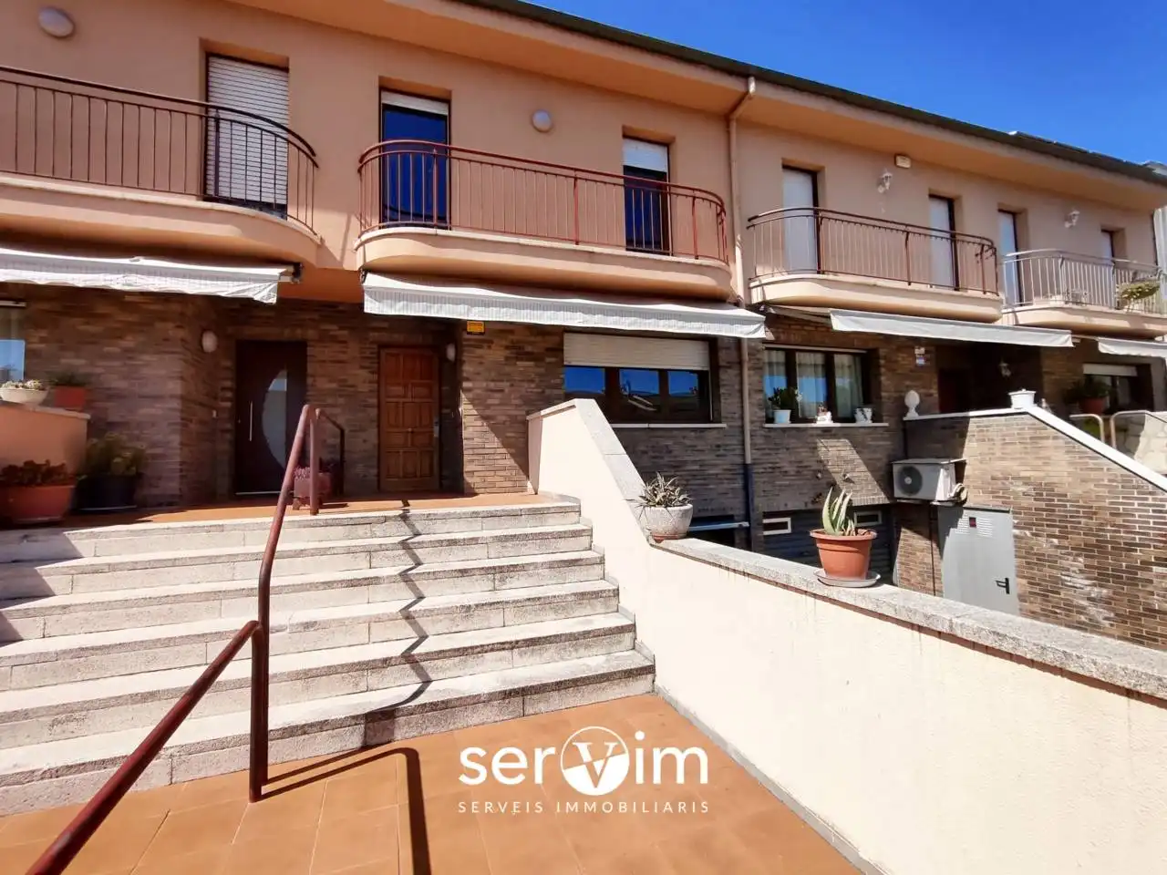 Vista exterior de Casa o chalet en venta en Girona con Jardín privado
