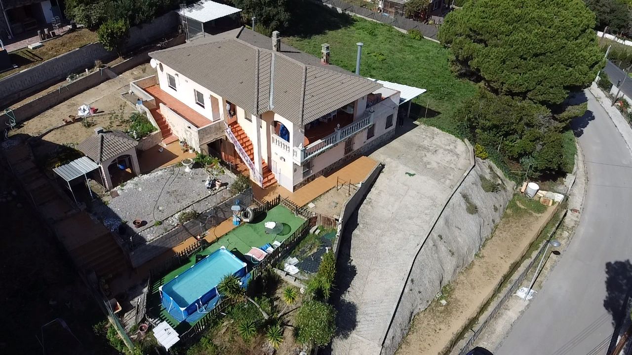 Exterior view of House or chalet for sale in Llinars del Vallès  with Heating and Terrace
