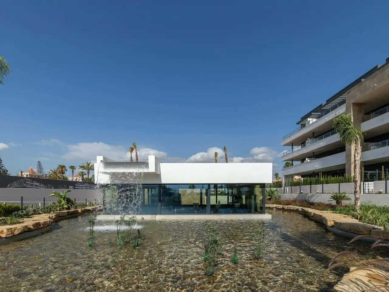 Vista exterior de Planta baixa en venda en Orihuela amb Aire condicionat, Jardí privat i Terrassa
