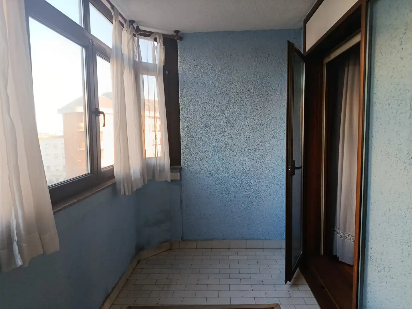 Habitación de Apartamento en venta en Santander con Calefacción, Trastero y Amueblado