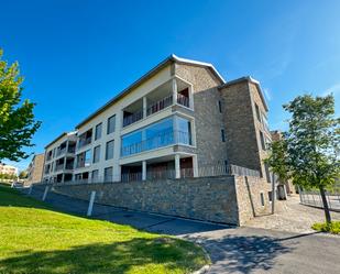 Vista exterior de Apartament en venda en Sabiñánigo amb Calefacció, Parquet i Terrassa