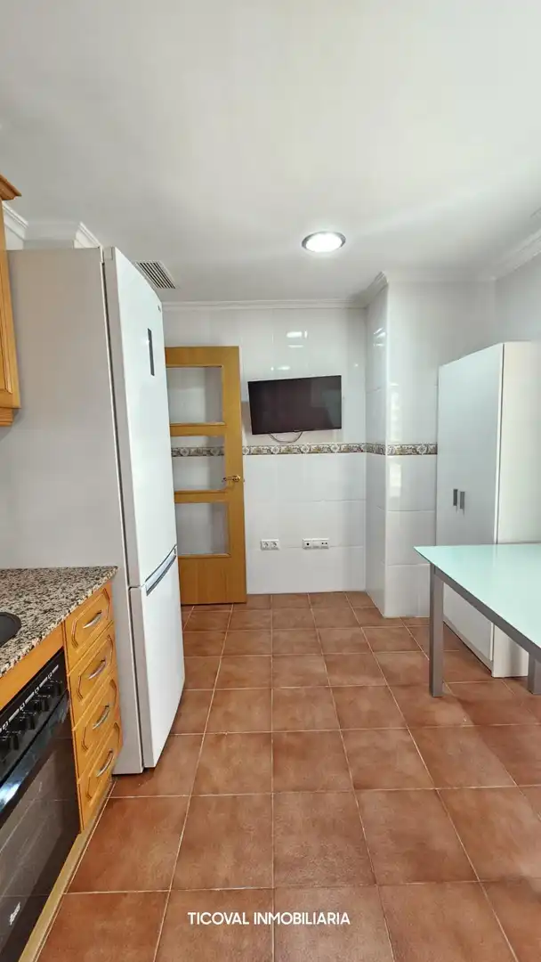 Cuina de Pis en venda en Torrent amb Piscina comunitària