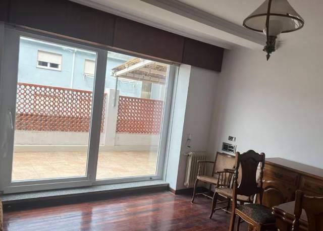Piso en Venta en Rúa Fray Lois Rodríguez en Noia