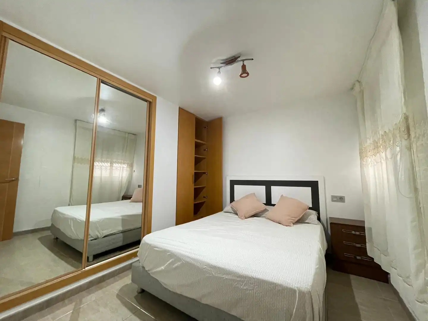 Dormitori de Apartament en venda en Moncofa amb Aire condicionat, Terrassa i Moblat