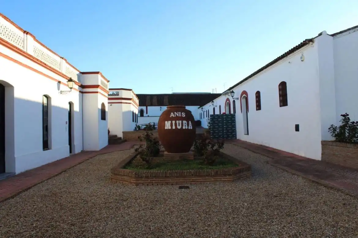 Casa o xalet en venda en Cazalla de la Sierra amb Jardí privat, Traster i Piscina