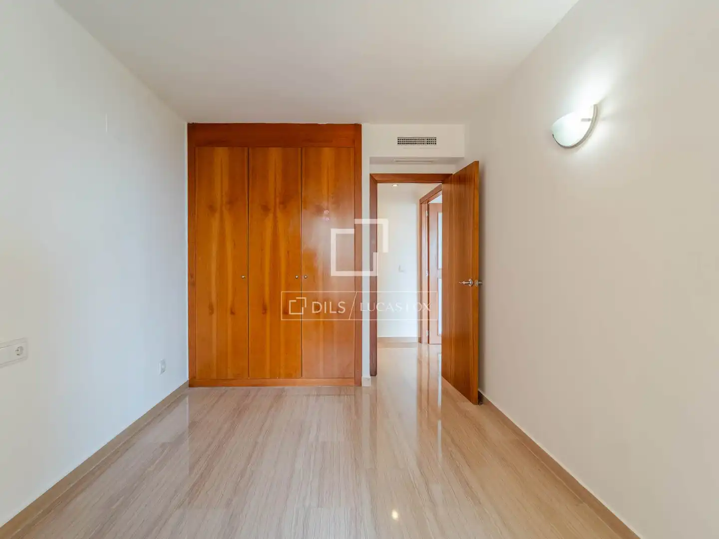 Habitación de Piso en venta en Valencia con Aire acondicionado, Calefacción y Jardín privado