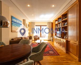 Living room of Flat for sale in  Madrid Capital