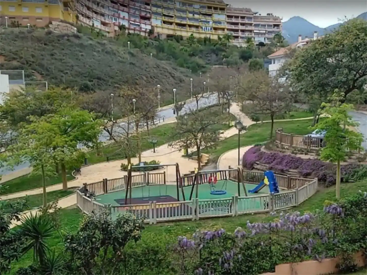 Vista exterior de Garaje de alquiler en Fuengirola
