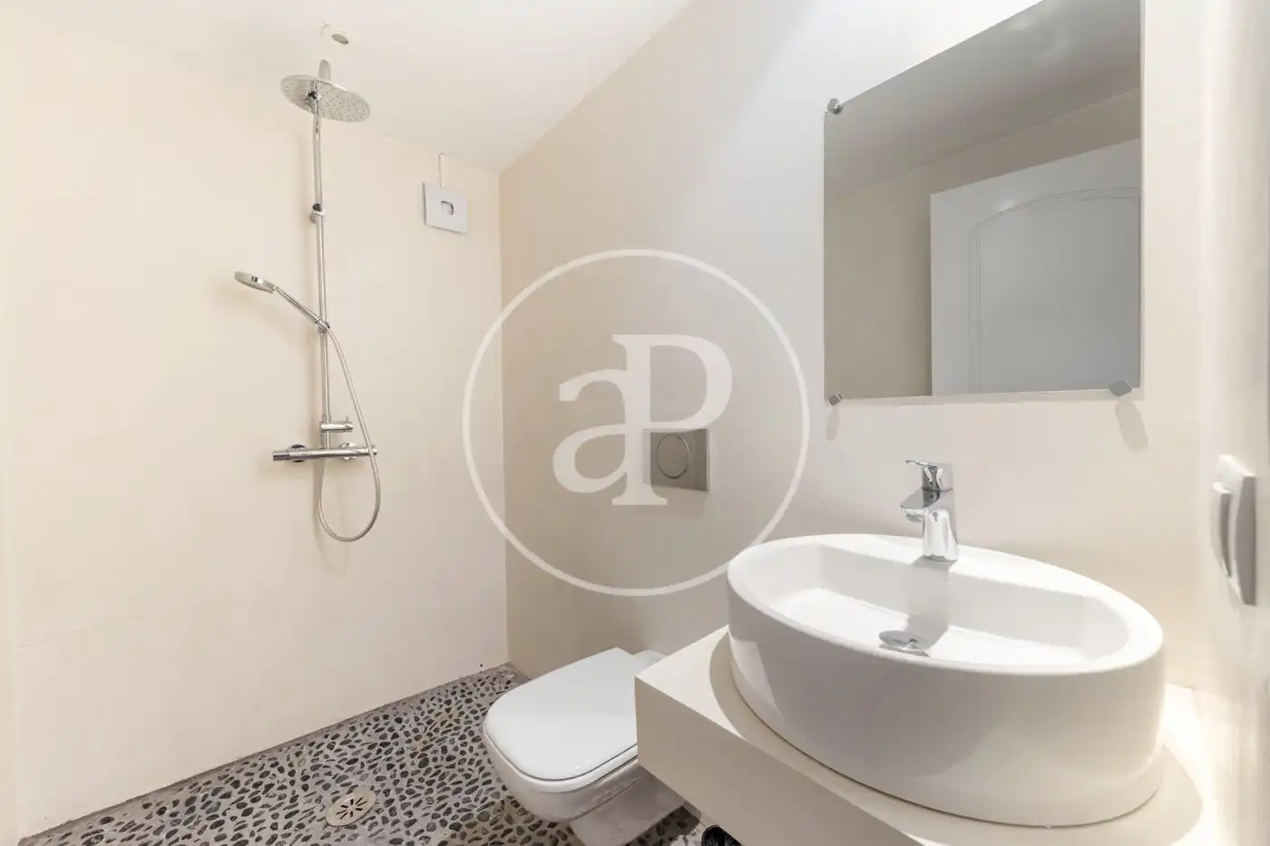 Bany de Casa o xalet de lloguer en  Palma de Mallorca amb Aire condicionat, Calefacció i Jardí privat