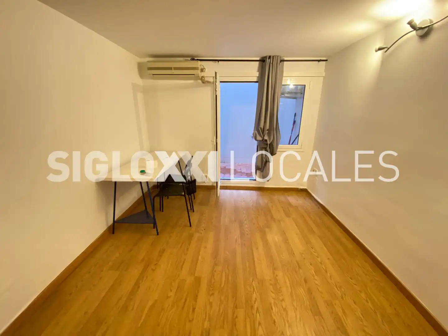 Commercial properties for sale in PASEO MARAGALL, El Congrés i els Indians