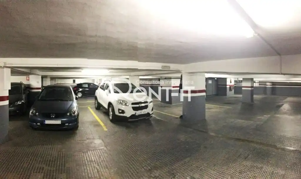 Parkplatz von Garage zum Verkauf in Barcelona